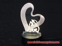 LAMPA LED 3D LOVE                                           