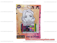 SET ZA ULEPSAVANJE SA BOJANKOM MAKE UP BESTIES              